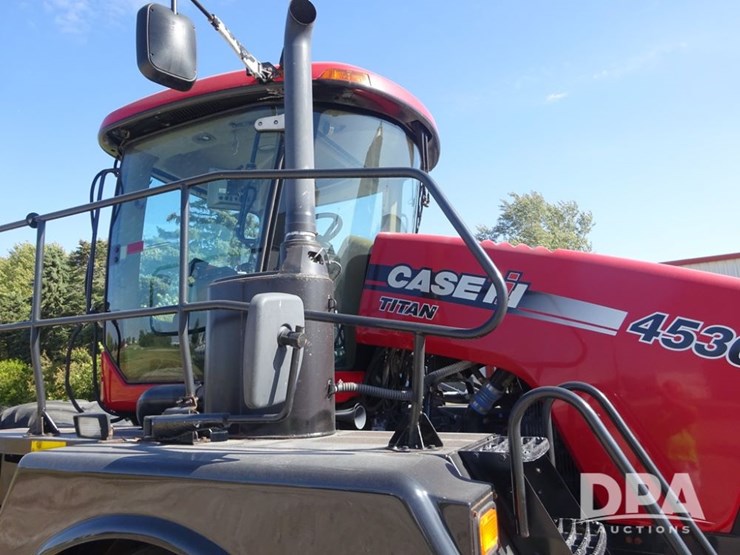 2011-case-ih-titan-4530-image-60
