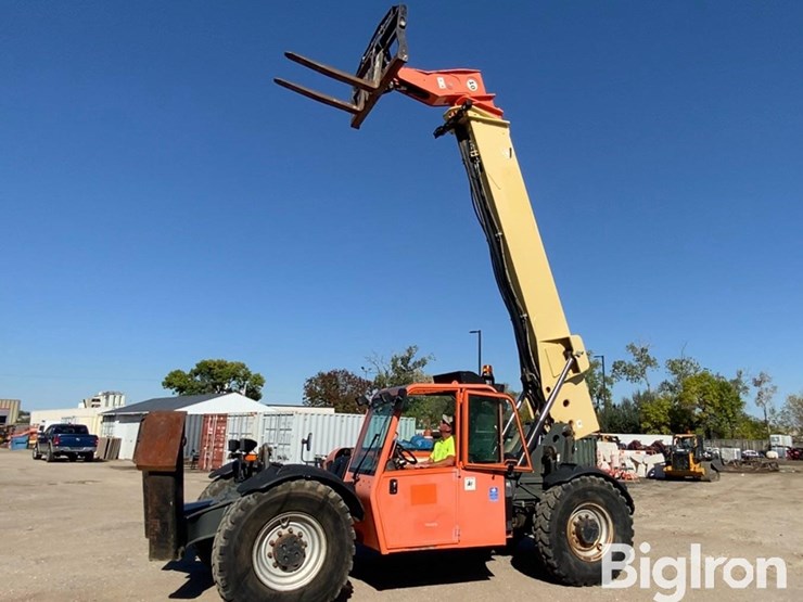 2010-jlg-g10-55a-image-9