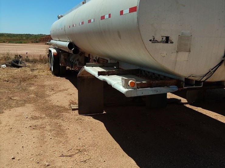 1974-trailmobile-trailer-image-2