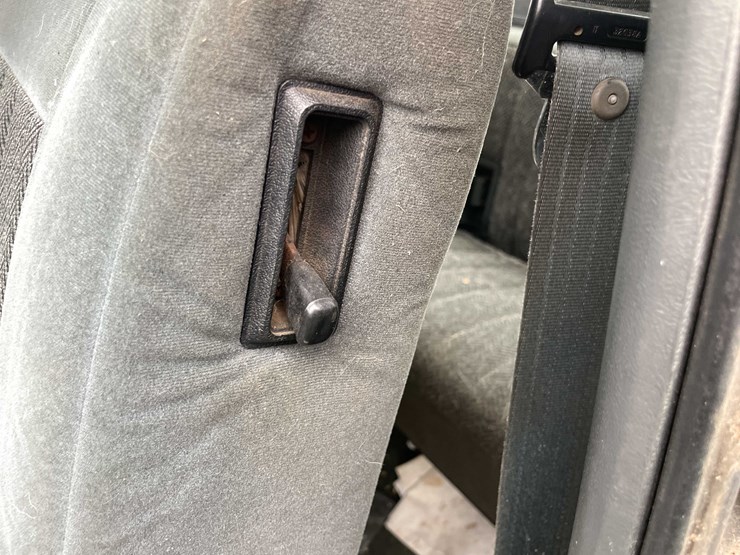 1992-ford-f150-xlt-image-48