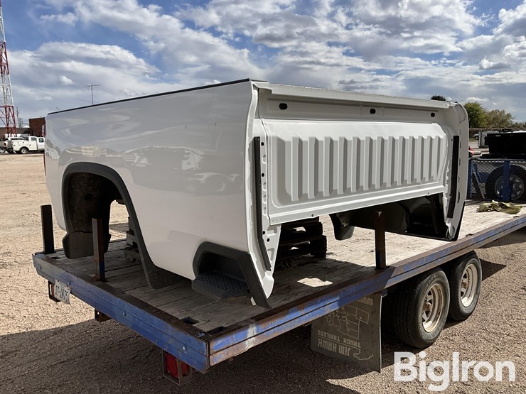 chevrolet-silverado-2500-image-3