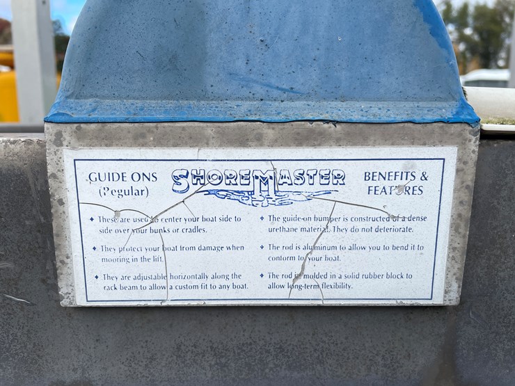 #4517-•-shore-master-aluminum-pontoon-lift-image-8