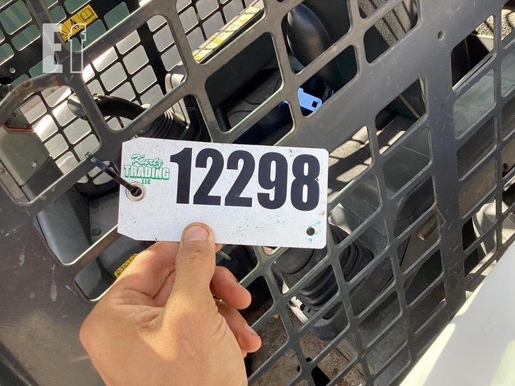 2021-bobcat-t64-image-22