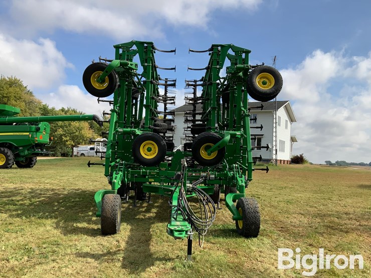 2022-john-deere-2230fh-image-2