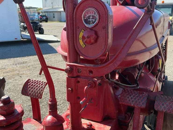 #2401-•-john-deere-855-compact-utility-tractor*-image-39