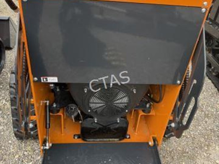 #67-•-land-honor-mini-skid-steer-loader-image-6