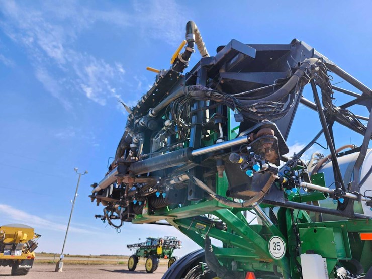 2014-john-deere-4940-image-13