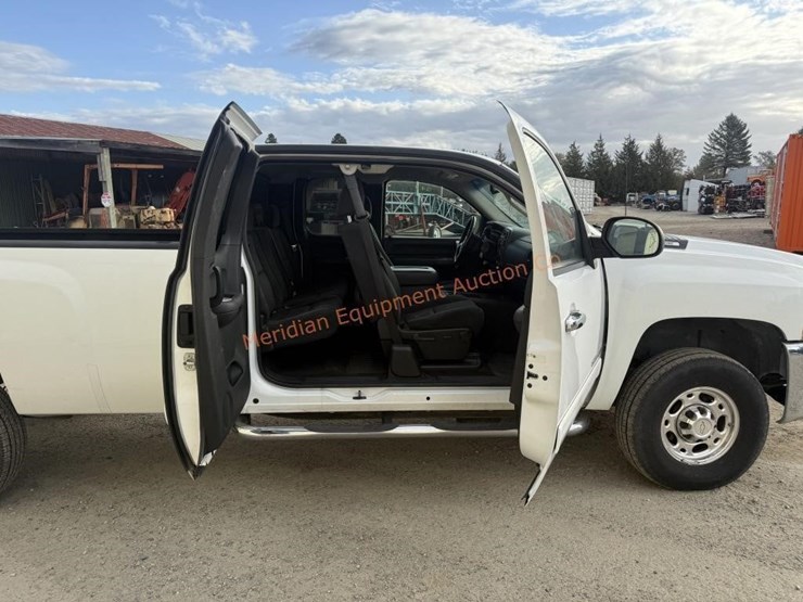 2008-chevrolet-silverado-2500-lt-image-23