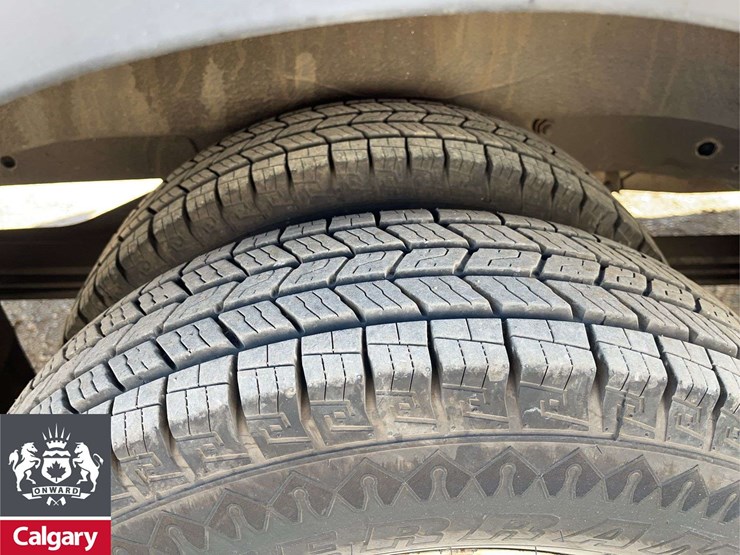 2010-mercedes-benz-sprinter-3500-image-9