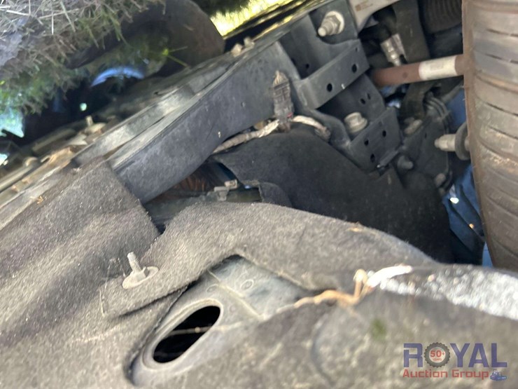 2022-ford-explorer-image-17