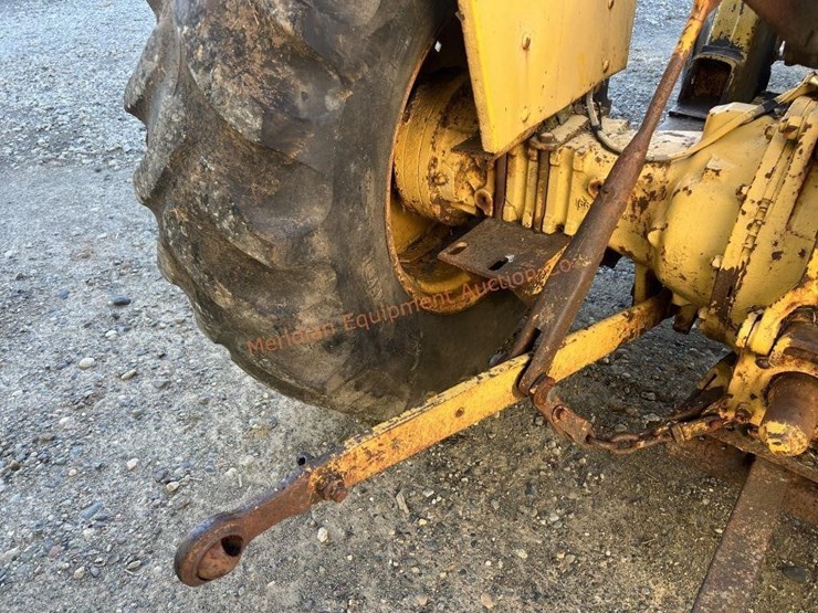 massey-ferguson-40-image-10