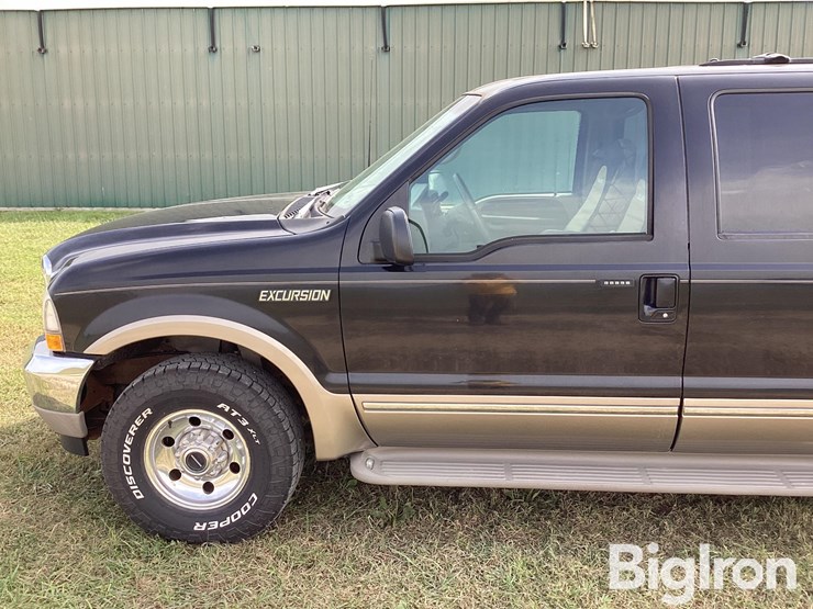 2002-ford-excursion-limited-image-11