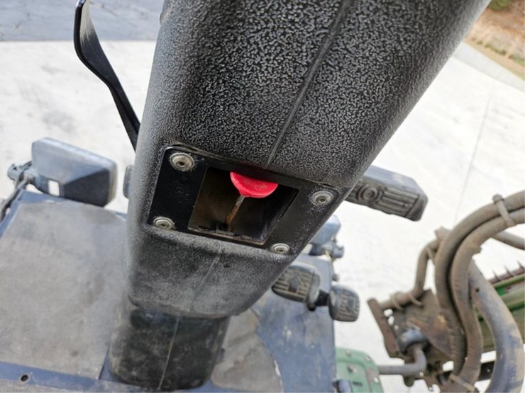 john-deere-3225c-image-35