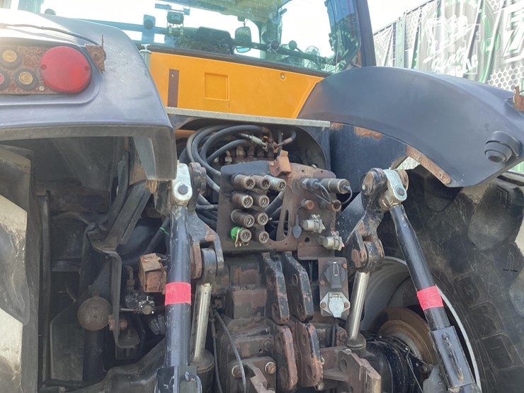 2013-jcb-fastrac-8310-image-10