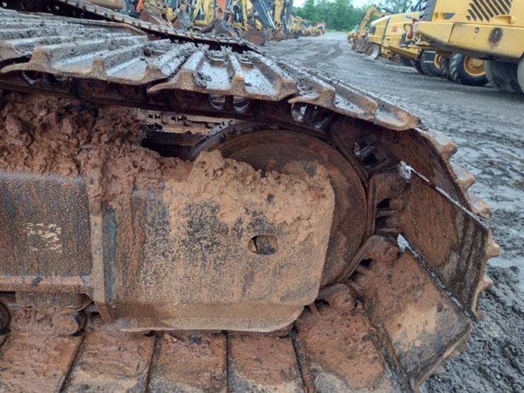 komatsu-pc240-lc-11-image-27