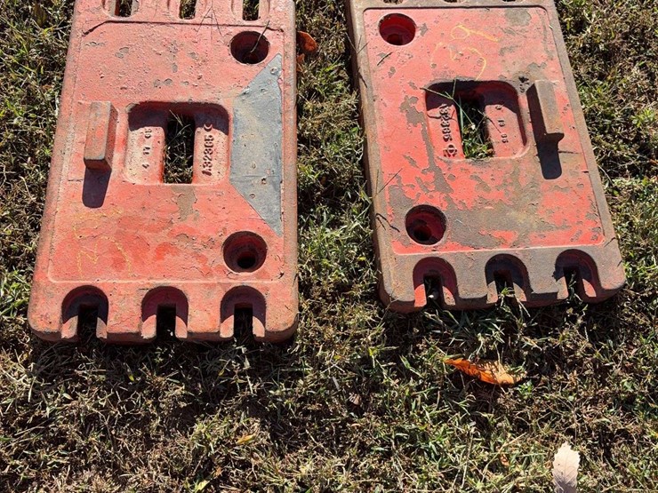 2-case-front-tractor-weights-image-2