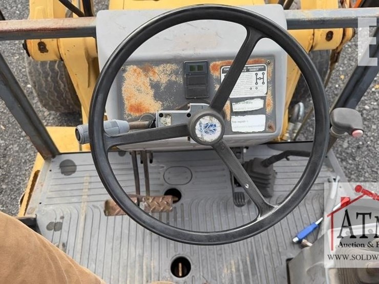 1996-ford-555d-image-24