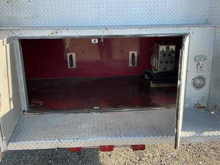 #2000-•-1982-sutphen-deluge-fire-engine-truck-detroit-diesel-6v92ta-image-50