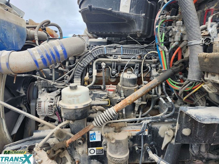 2019-peterbilt-579-image-21