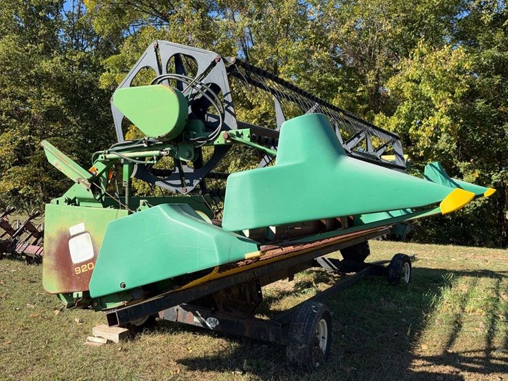 john-deere-920-image-1