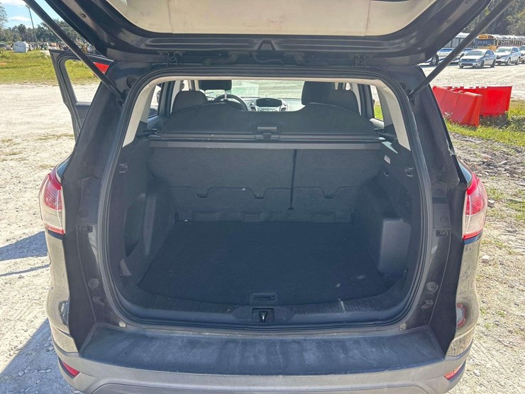 2014-ford-escape-image-25