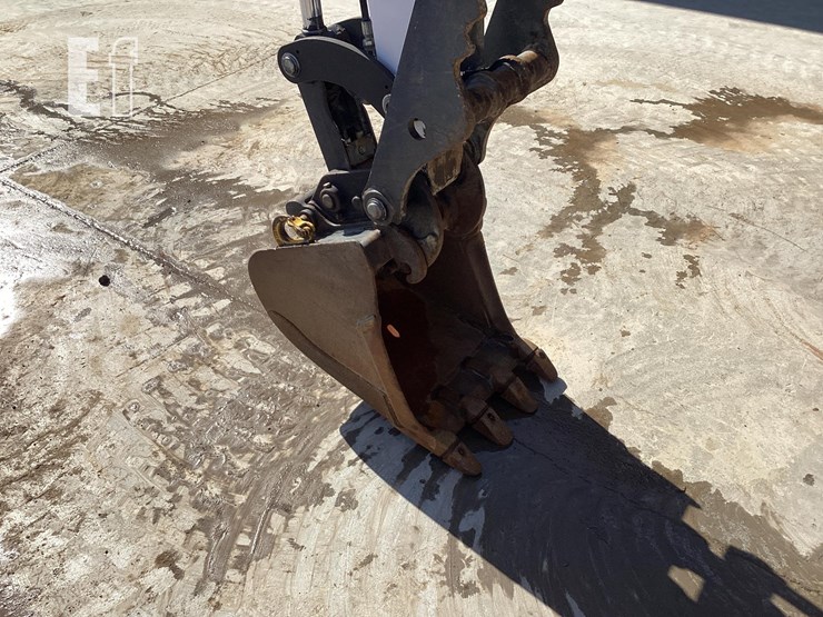 2019-bobcat-e35-image-9