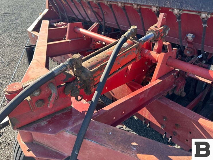 case-ih-6200-image-11