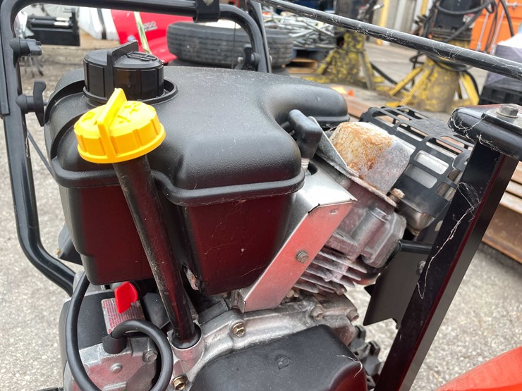 #14034-•-ariens-724-snowblower-(o4)-image-32