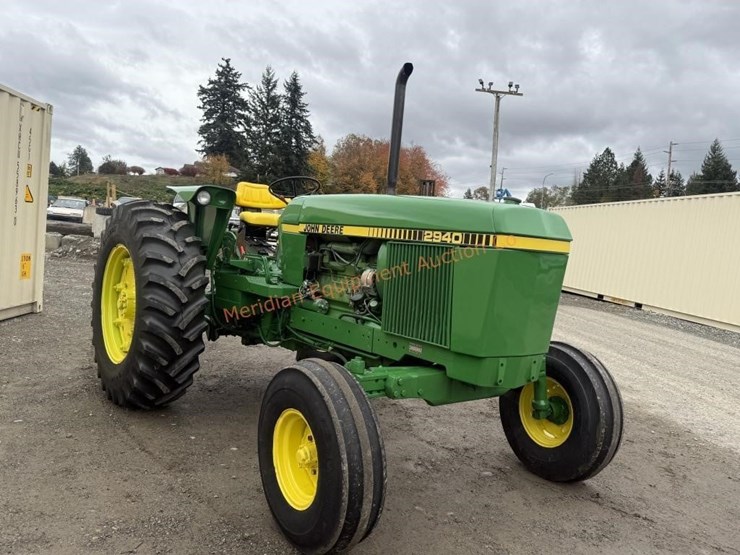 john-deere-2940-image-38