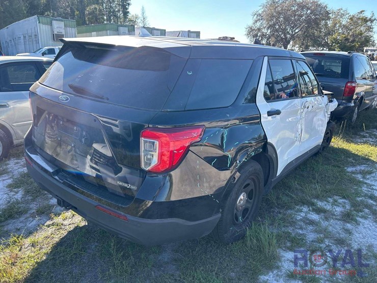 2022-ford-explorer-image-3