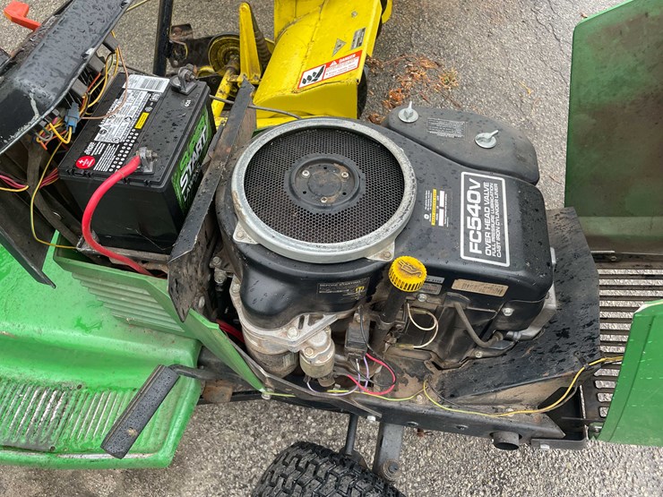 john-deere-180-image-22