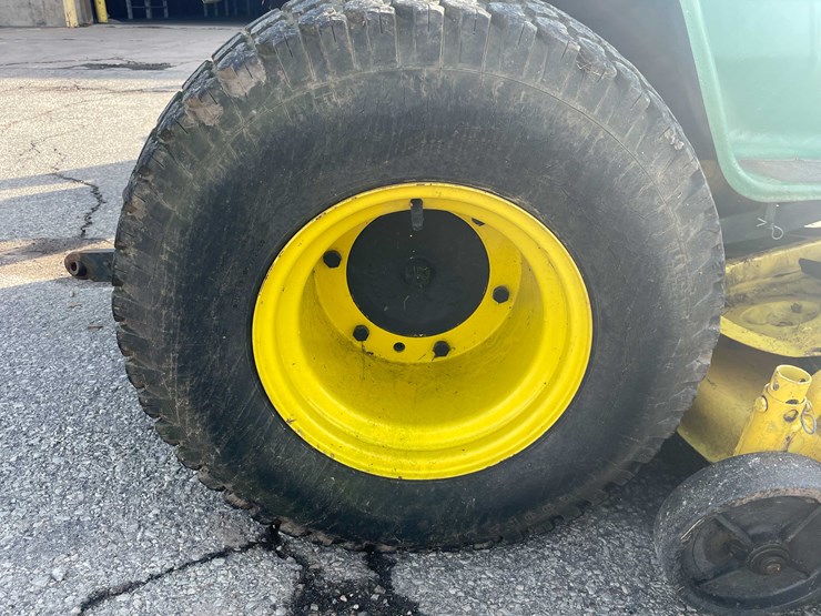 john-deere-400-image-13