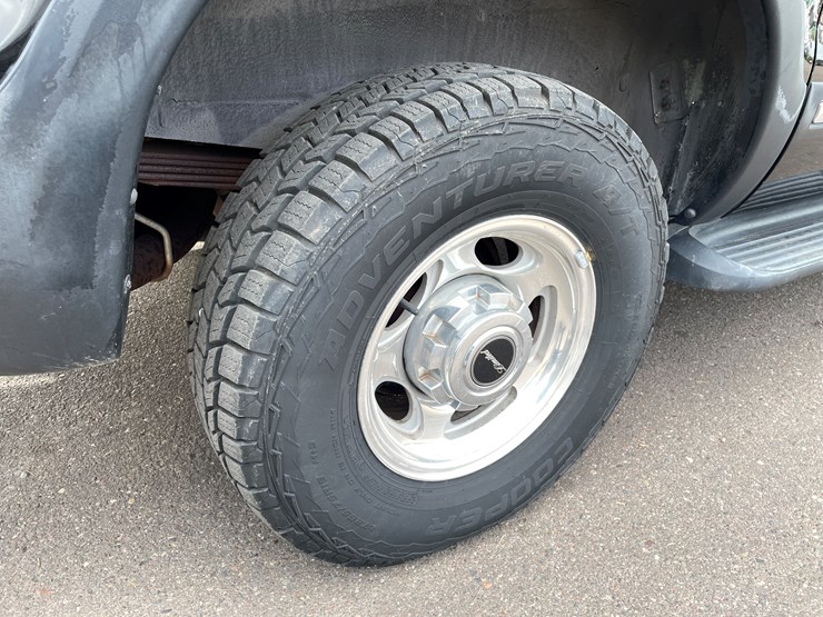 2003-ford-excursion-image-50