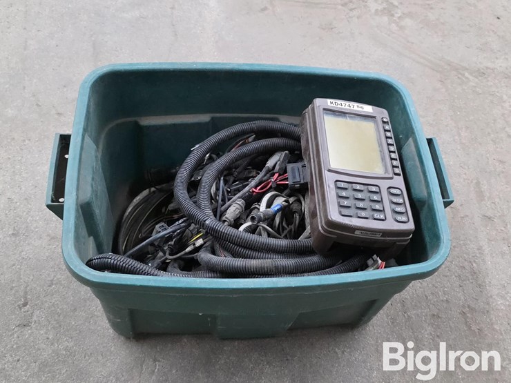 john-deere-brown-box-green-star-display-image-2