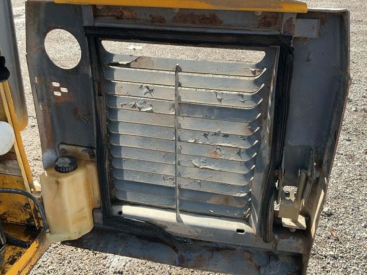 new-holland-ls190-image-56