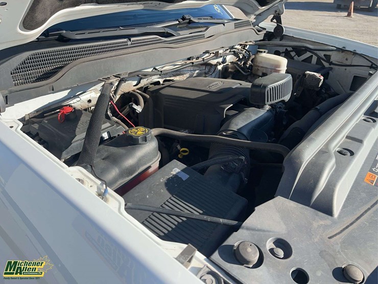 2018-chevrolet-silverado-3500hd-image-18