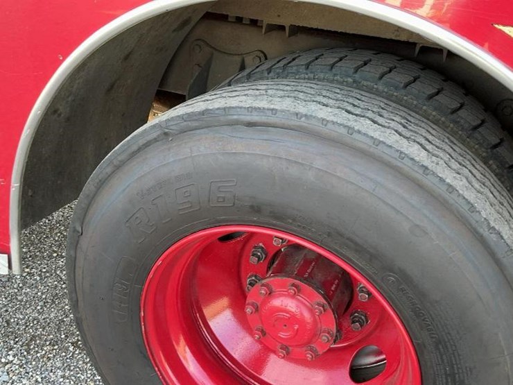 #2000-•-1982-sutphen-deluge-fire-engine-truck-detroit-diesel-6v92ta-image-46