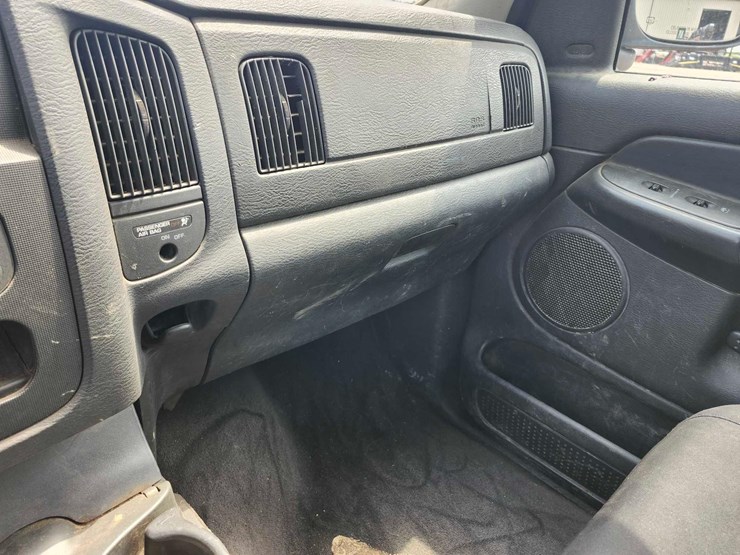 2003-dodge-ram-1500-image-15