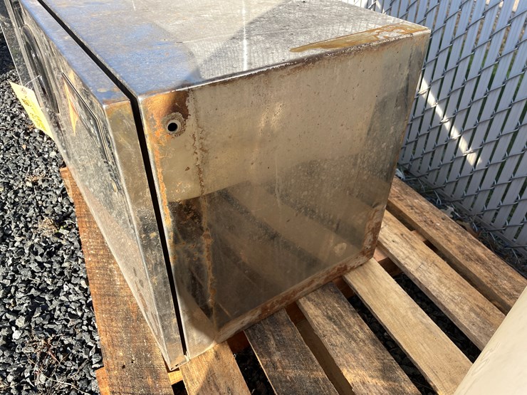 #5678-•-buyers-truck-mount-toolbox-image-5