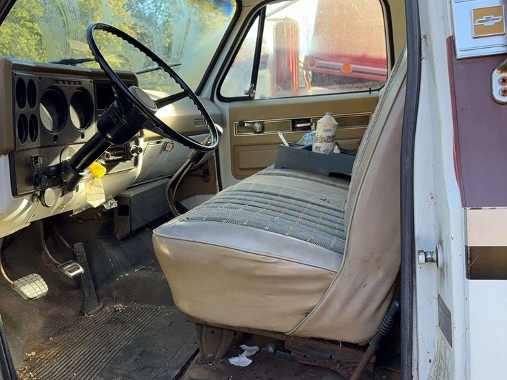 1984-chevrolet-c65-image-7