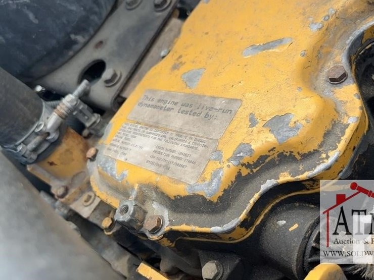 2000-gmc-c6500-bucket-truck-image-24