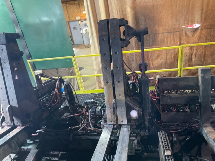 #100-•-cleereman-carriage-image-37