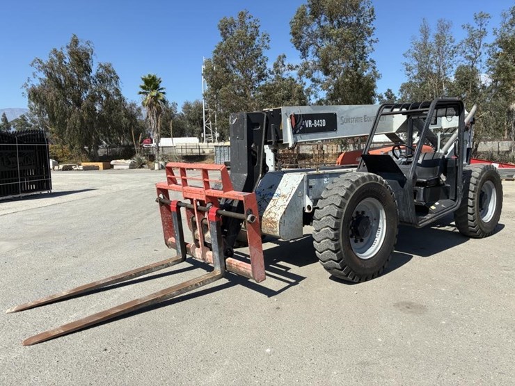 2012-skyjack-vr843d-image-1