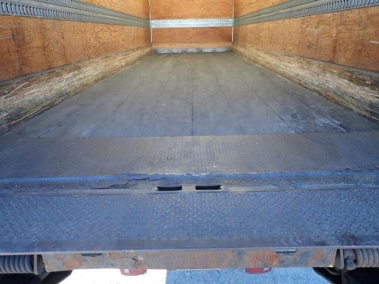 2013-ford-f750-image-54