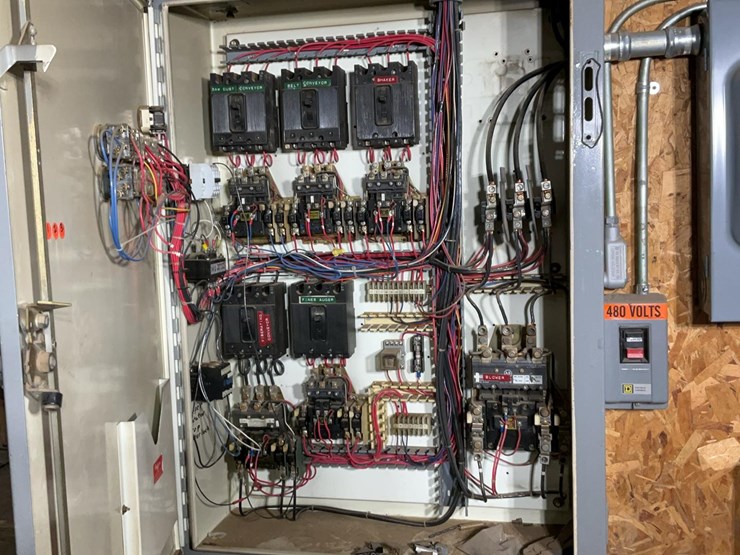 #171-•-disconnect-and-starter-box-image-4