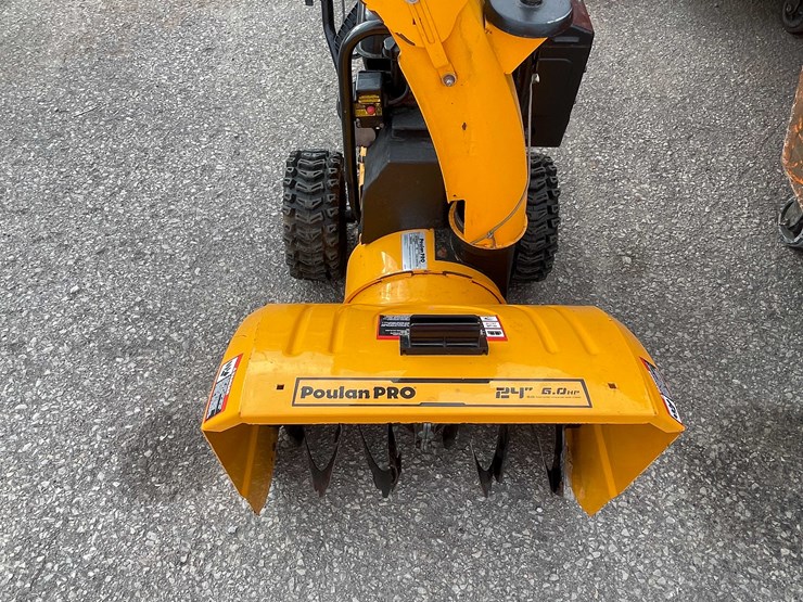 #14074-•-poulan-pro-24"-snowblower-(o11)-image-9