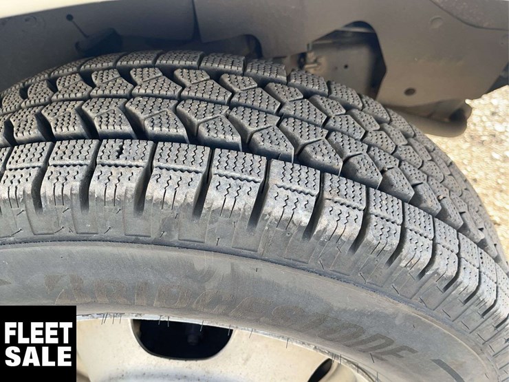 2018-chevrolet-express-s/a-ambulance-image-10