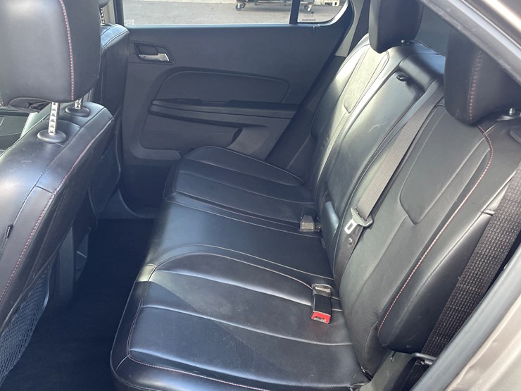 2012-chevrolet-equinox-lt-image-35