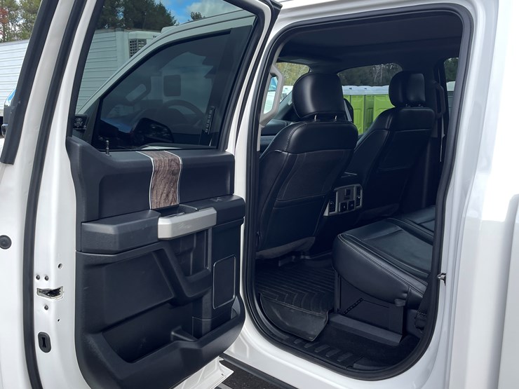 2019-ford-f350-xlt-lariat-image-48