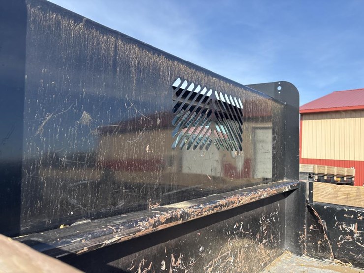 2013-ford-f650-image-16